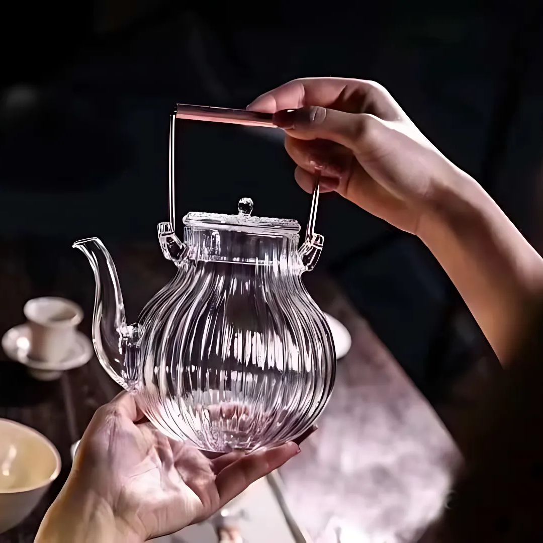 Japanese Hammer Pattern Petal Teapot