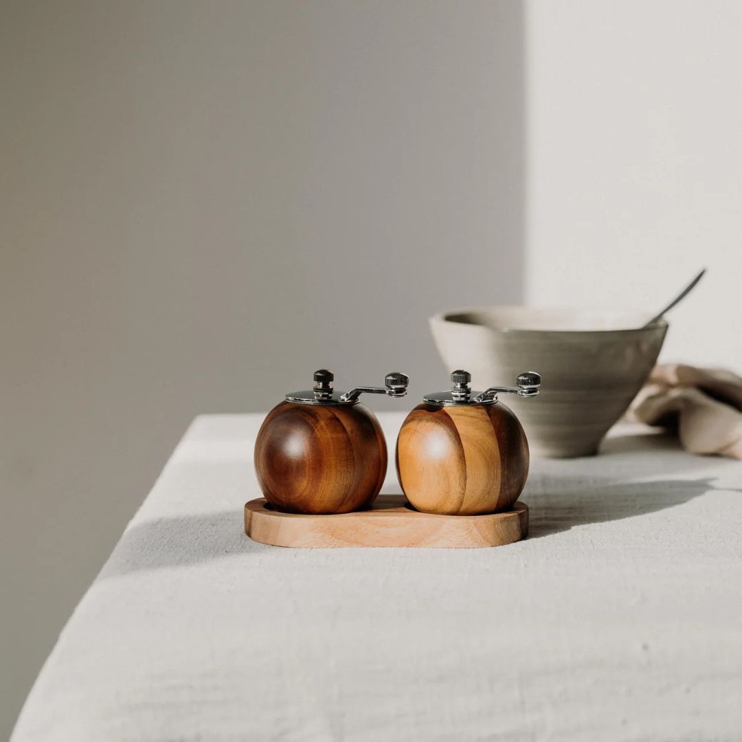 Wooden Salt and Pepper Mill Set