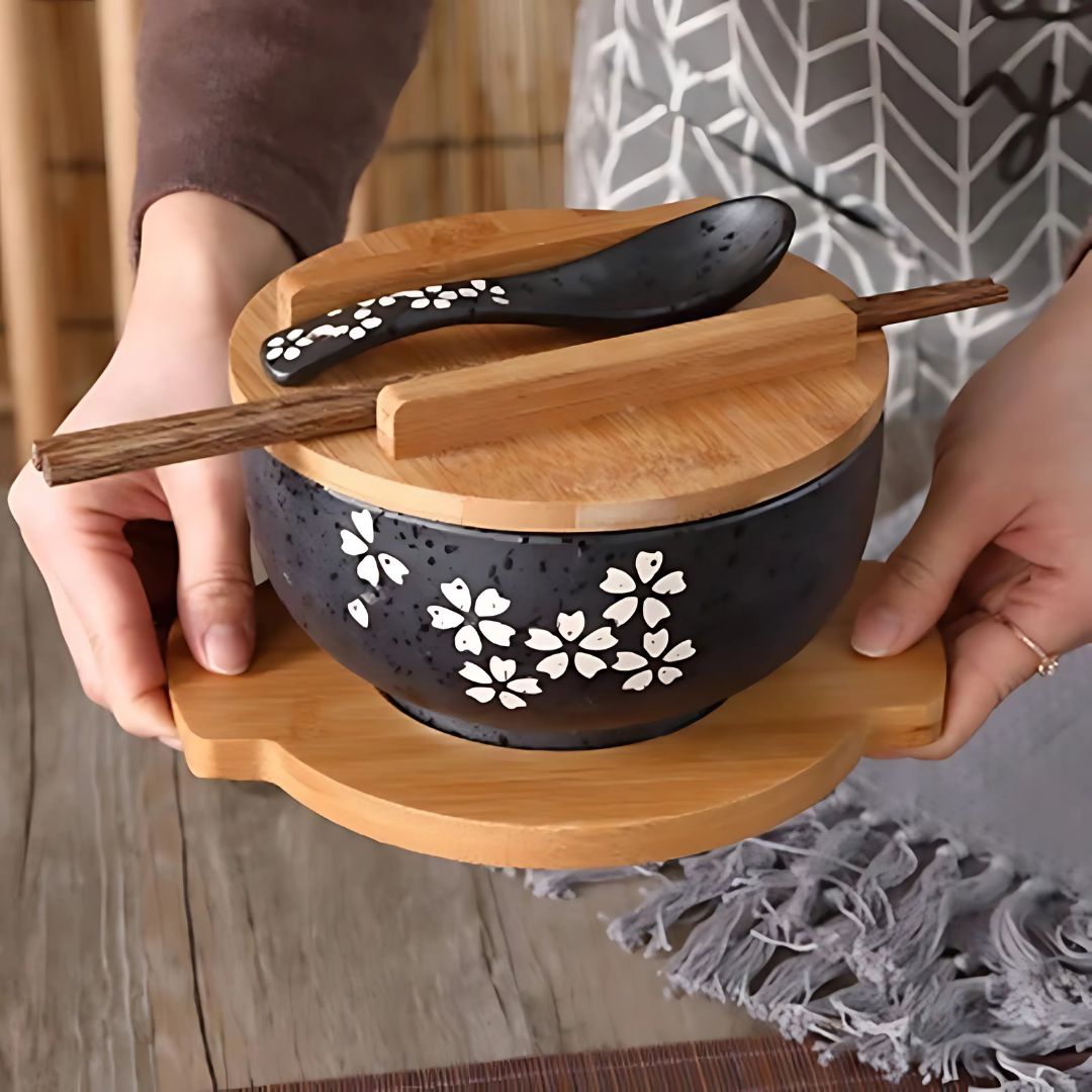 Japanese Handpainted Ramen Bowl Set
