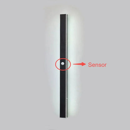 Linear Outdoor Wall Lamp